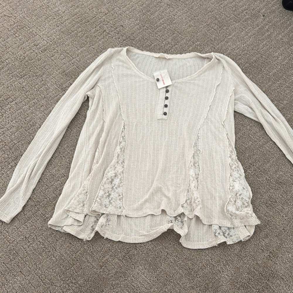 Women's Cream Long Sleeve Top